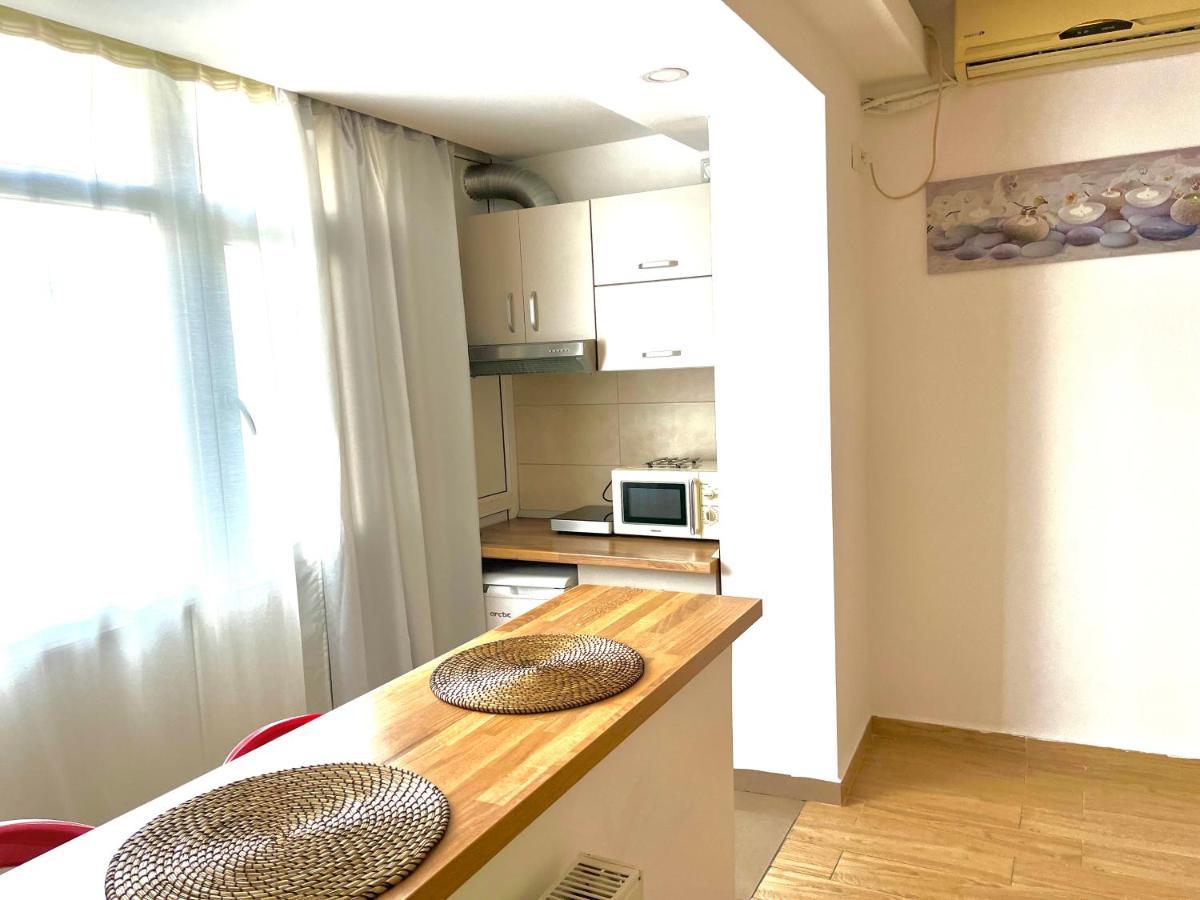 Victoriei Studio ブカレスト エクステリア 写真